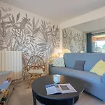 Apartment Les Roches Bleues-2 By Interhome Le Pradet