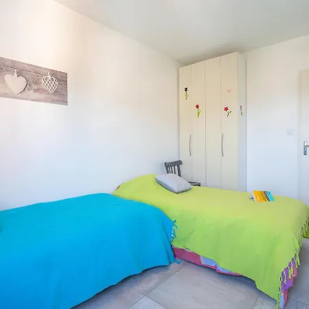 Les Roches Bleues-2 By Interhome לה פרדה