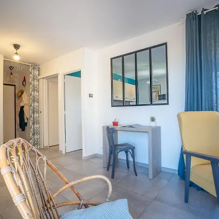 Apartamento Les Roches Bleues-2 By Interhome Le Pradet